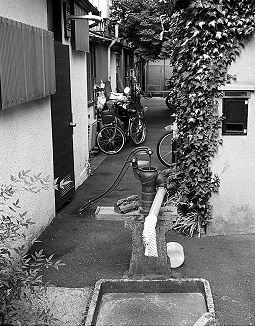 御厩長屋の井戸(2)